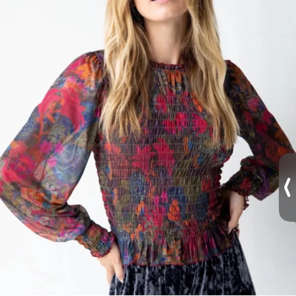 NATURAL LIFE Colorful Smocked Blouse Sheer Floral